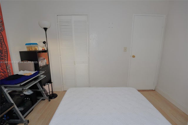 4 of 24 - 1330 N 69th Ave, Hollywood, FL