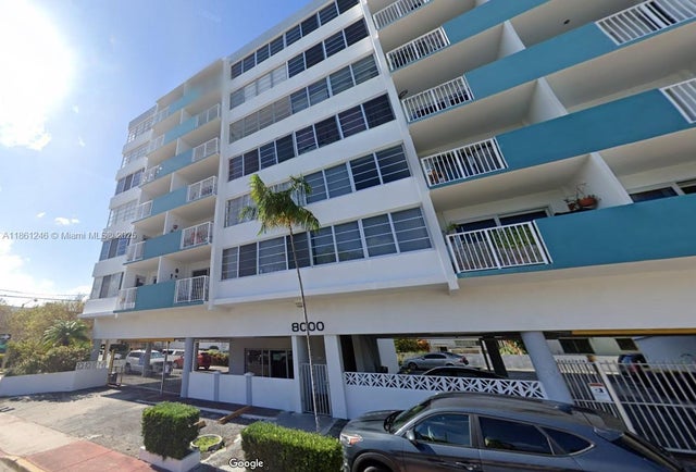 4 of 30 - 8000 Harding Ave 3b, Miami Beach, FL