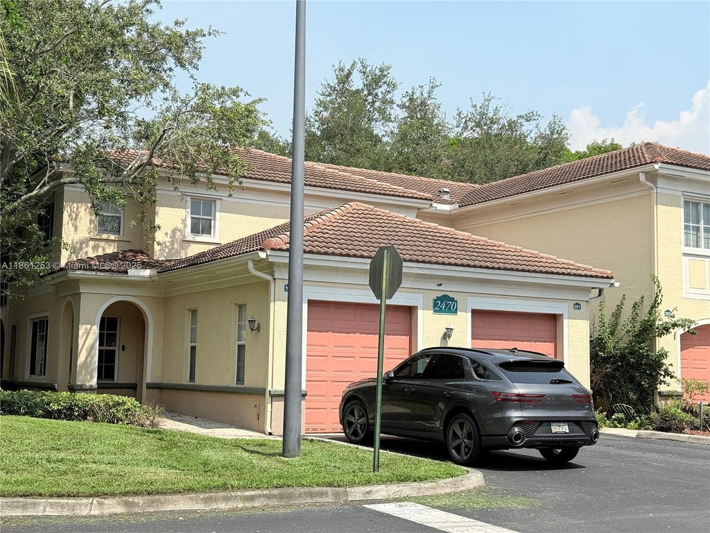 2470 Centergate Dr 101, Miramar
