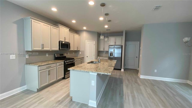 2 of 21 - 12748 Brodlove Ln, Winter Garden, FL