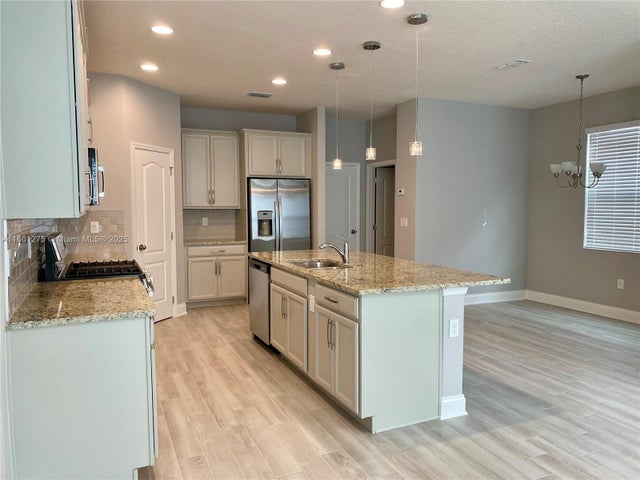 5 of 21 - 12748 Brodlove Ln, Winter Garden, FL