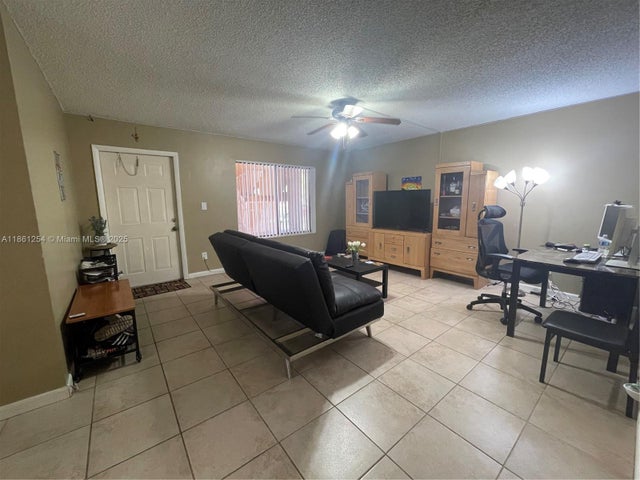 1 of 17 - 6900 Sw 39th St 207j, Davie, FL