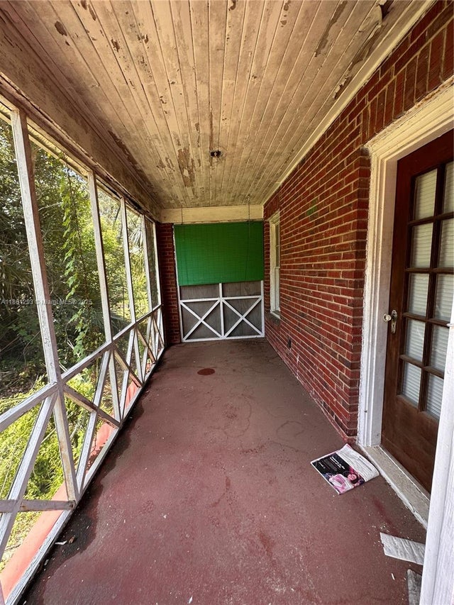 3 of 6 - 123 N M St., Other, FL
