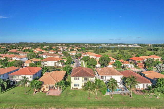 5 of 52 - 10563 Galleria St, Wellington, FL