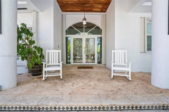 4 of 68 - 5750 Sw 67th Ave, Miami, FL