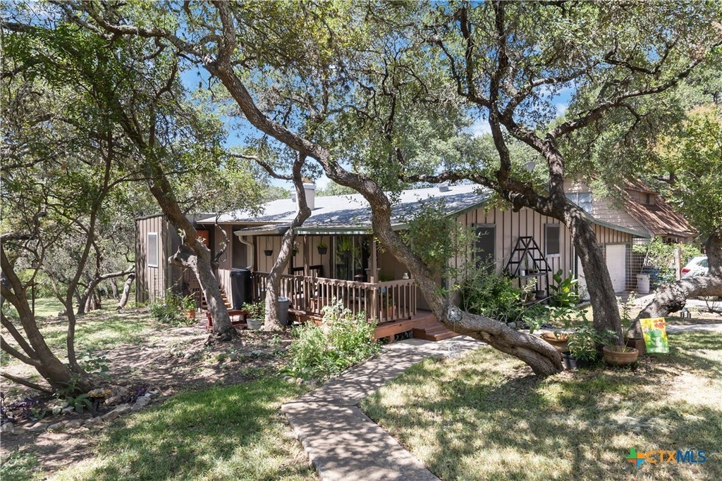1588 Westview Court Drive, Canyon Lake