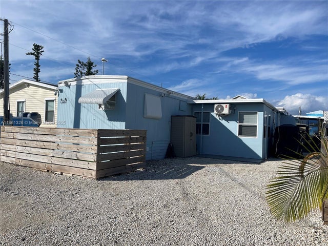 2 of 11 - 721 Garden State Ln, Key Largo, FL
