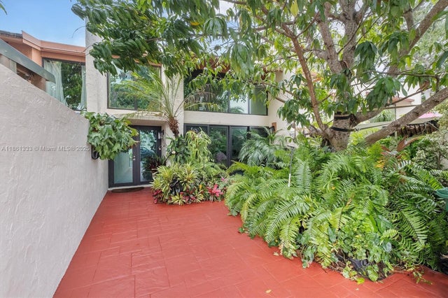 4 of 37 - 10409 Sw 80th St, Miami, FL