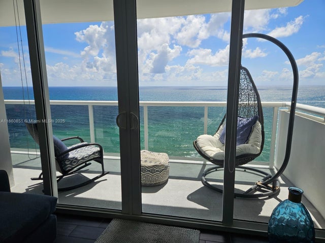 4 of 28 - 3140 S Ocean Dr 1705, Hallandale Beach, FL