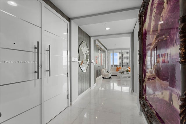 3 of 44 - 4100 Island Blvd 1503, Aventura, FL