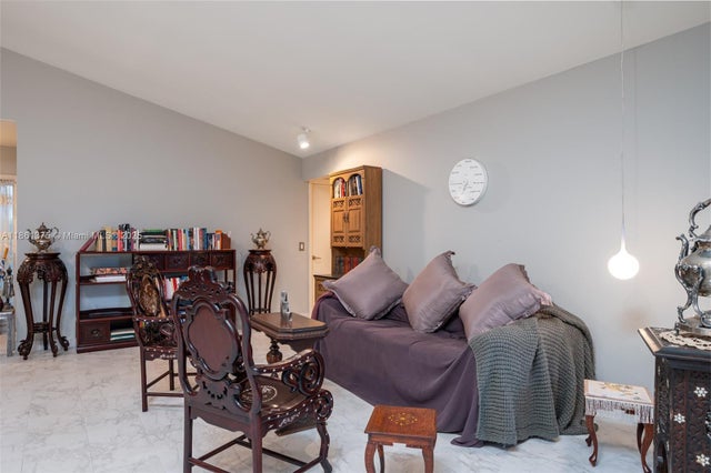 4 of 27 - 16796 Royal Poinciana Dr, Weston, FL