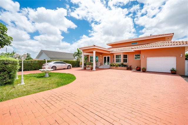 2 of 29 - 13926 Sw 14th St, Miami, FL