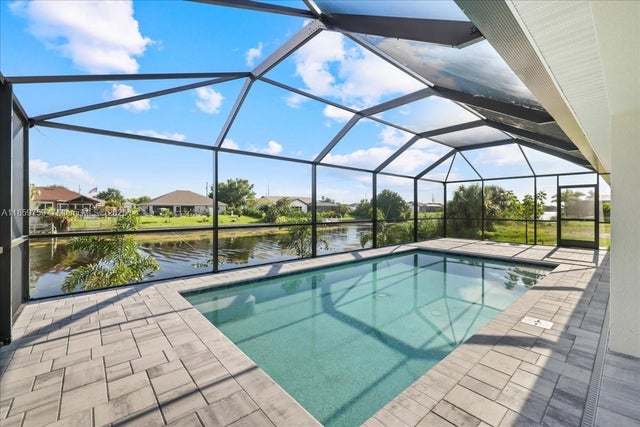 3 of 41 - 1012 Nw 9th St, Cape Coral, FL