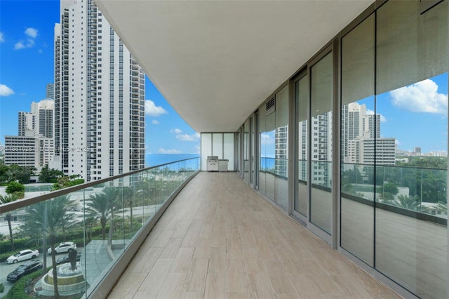 3 of 17 - 18975 Collins Ave 505, Sunny Isles Beach, FL