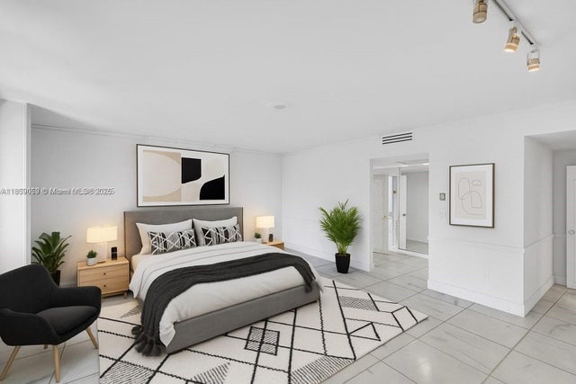 4 of 21 - 5255 Collins Ave 14d, Miami Beach, FL