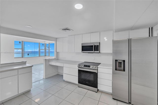 5 of 21 - 5255 Collins Ave 14d, Miami Beach, FL
