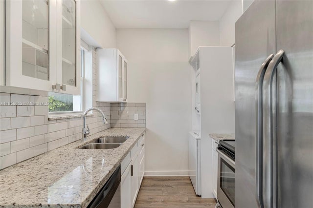 4 of 13 - 4017 N Meridian Ave 4017, Miami Beach, FL