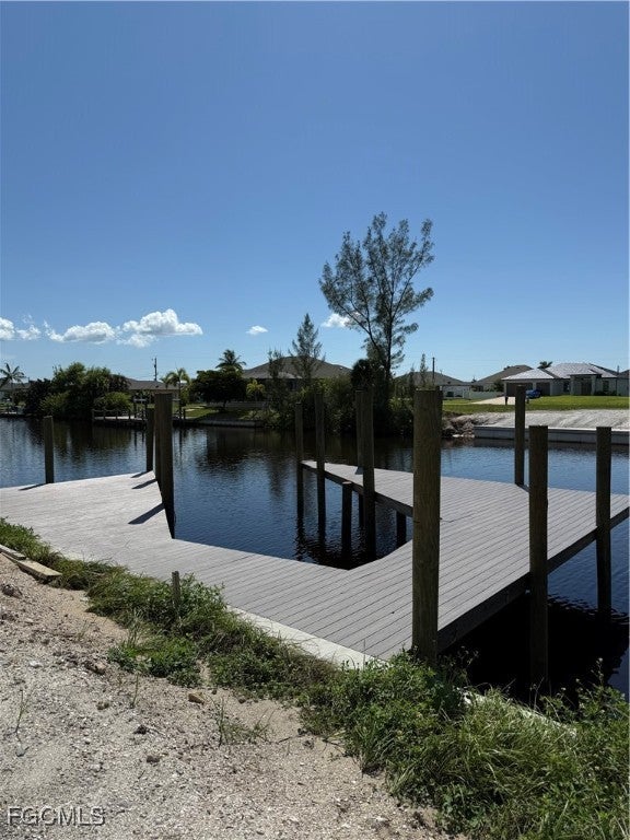 2330 Nw 36th Ave, CAPE CORAL