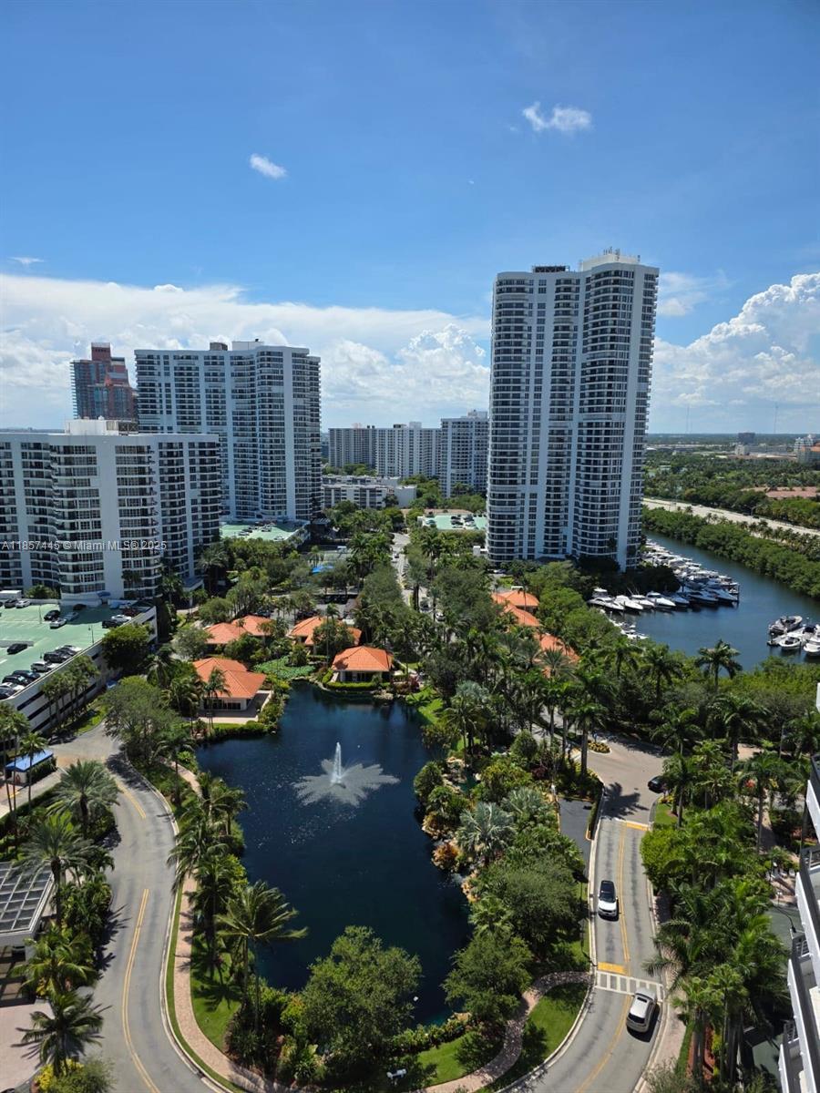 19195 Ne 36th Ct 2103, Aventura