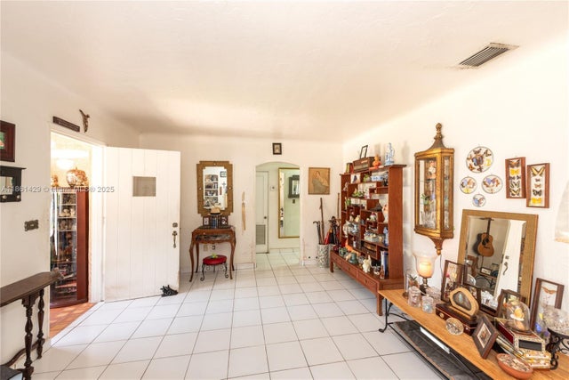 3 of 29 - 608 Sw 26 Roads, Miami, FL