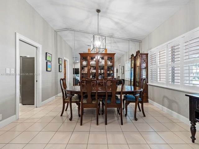 5 of 31 - 13050 Sw 71st Ave, Pinecrest, FL