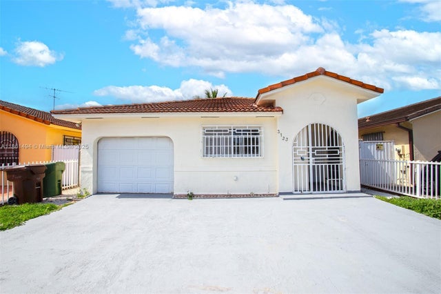 2 of 41 - 3133 W 70th Ter, Hialeah, FL