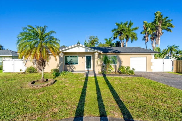 1 of 38 - 1120 Sw 128th Dr, Davie, FL