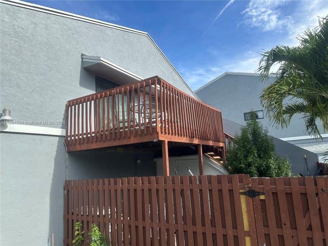 3 of 28 - 22 Crossings Cir E, Boynton Beach, FL