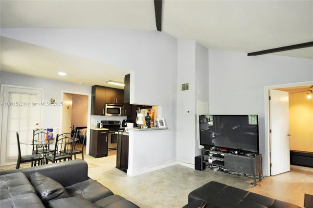 2 of 25 - 3971 Nw 87th Ave 3971, Sunrise, FL