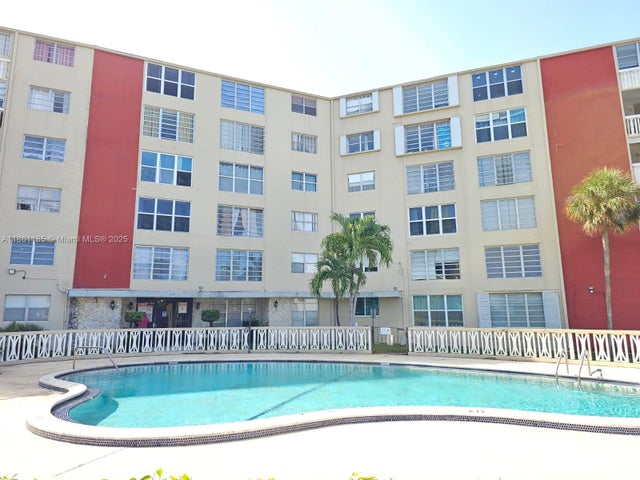 1 of 31 - 1475 Ne 125th Ter 110b1, North Miami, FL