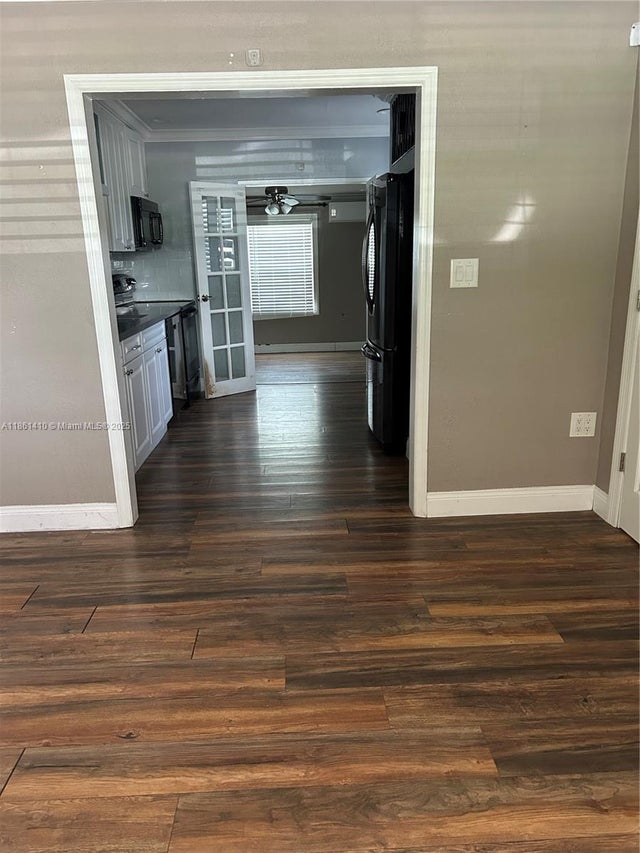 5 of 21 - 3600 Sw 122nd Ave, Miami, FL