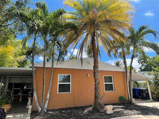2 of 59 - 2626 Thomas St, Hollywood, FL