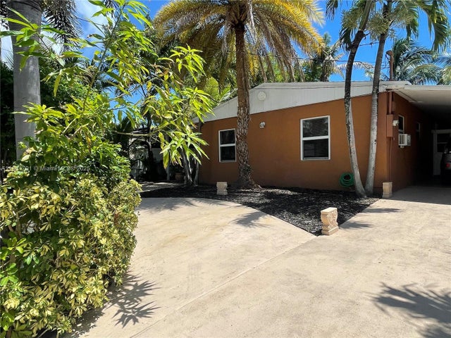 5 of 59 - 2626 Thomas St, Hollywood, FL