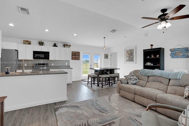 2 of 12 - 1263 Norge Ct, Other, FL