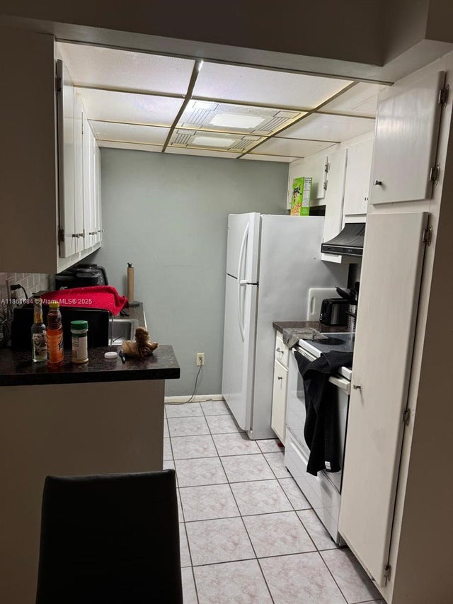 2 of 2 - 10794 N Kendall Dr B13, Miami, FL