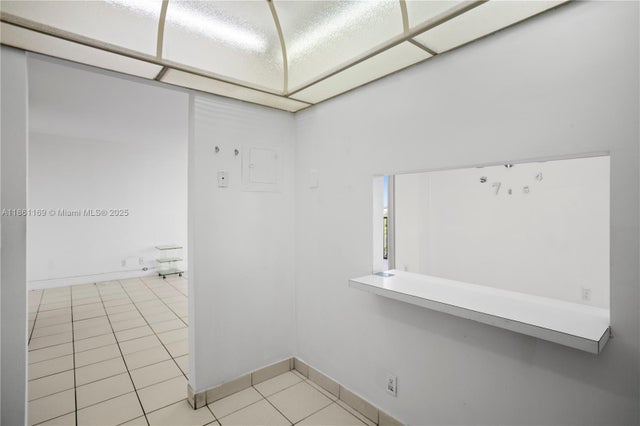 5 of 36 - 20335 W Country Club Dr 901, Aventura, FL