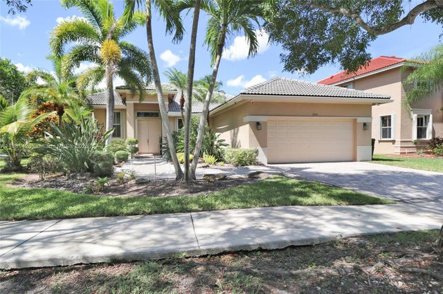 2 of 57 - 1600 Blue Jay Cir, Weston, FL