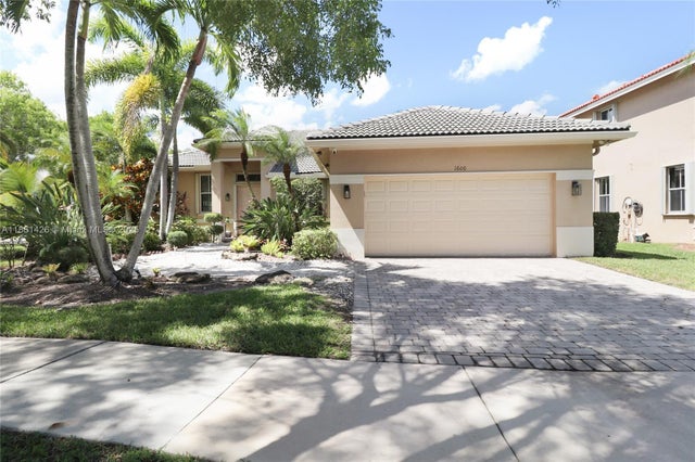 4 of 57 - 1600 Blue Jay Cir, Weston, FL