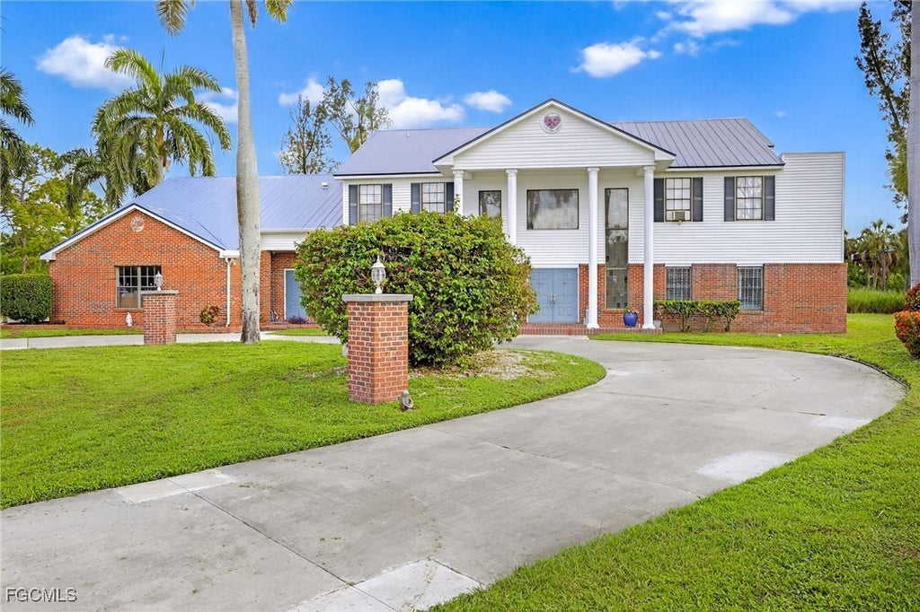 3622 Heritage Ln, Fort Myers