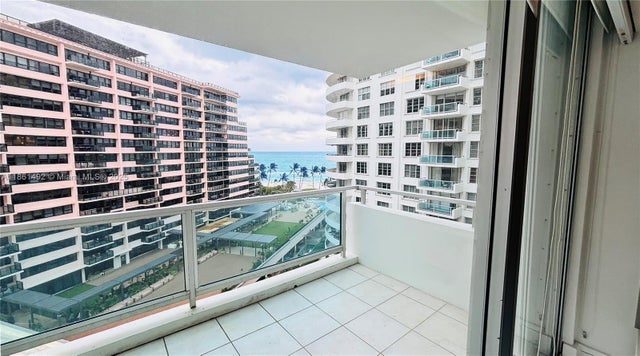 3 of 40 - 5161 Collins Ave 1003, Miami Beach, FL