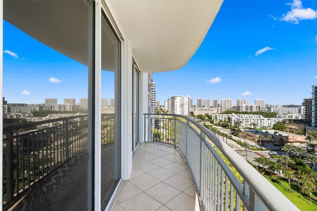 4 of 30 - N/A, Sunny Isles Beach, FL