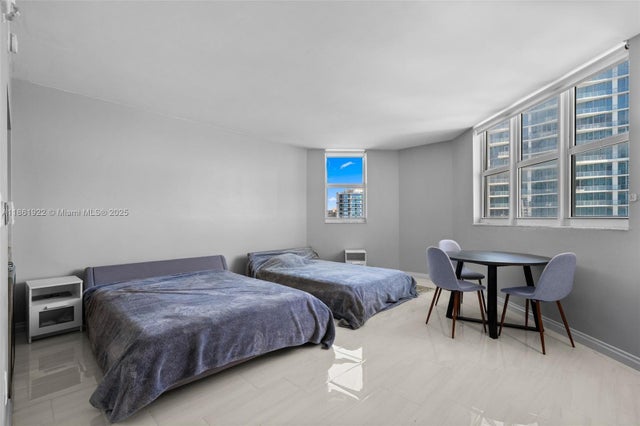 5 of 30 - N/A, Sunny Isles Beach, FL