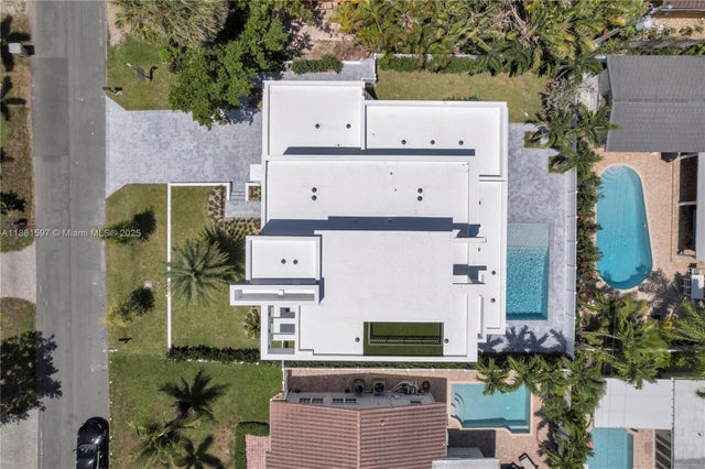 5 of 49 - 3205 Leigh Rd, Pompano Beach, FL