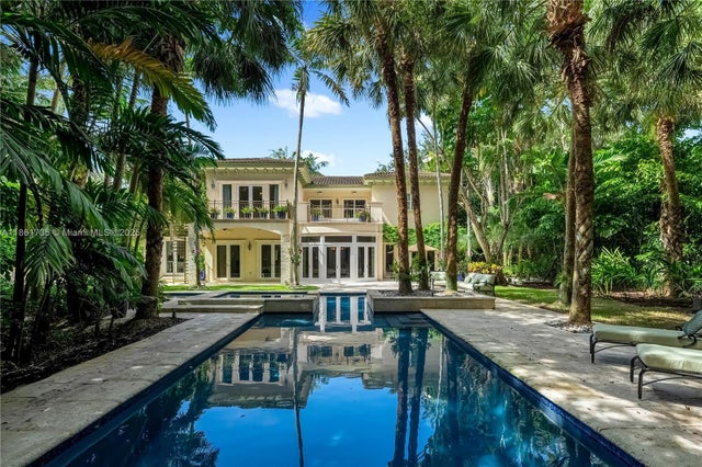 5 of 37 - 5100 Sw 86th St, Miami, FL