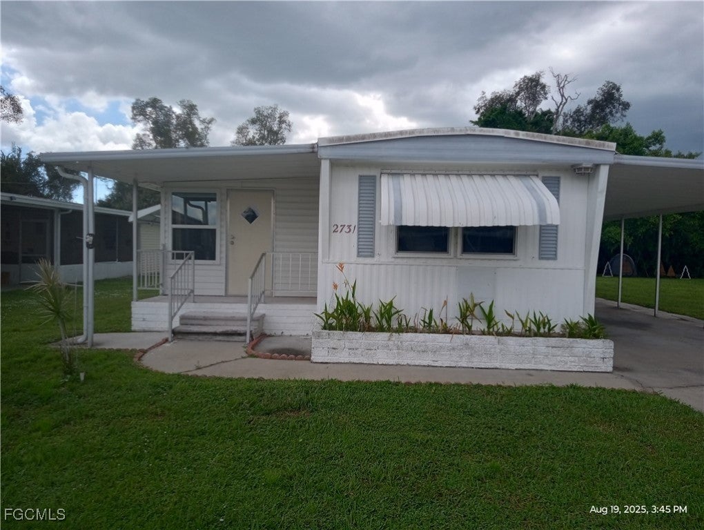 2731 Breezewood Dr, NORTH FORT MYERS