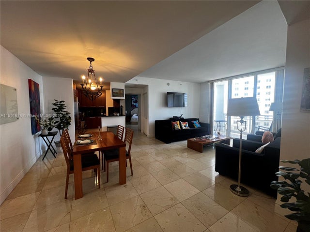 2 of 18 - 901 Brickell Key Blvd 1001, Miami, FL