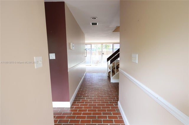 2 of 19 - 865 Nw 80th Ter 6, Plantation, FL