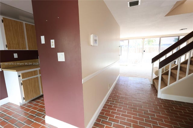 3 of 19 - 865 Nw 80th Ter 6, Plantation, FL