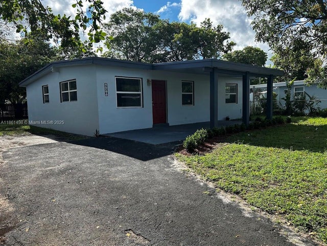 1 of 31 - 530 Nw 30th Ave, Fort Lauderdale, FL