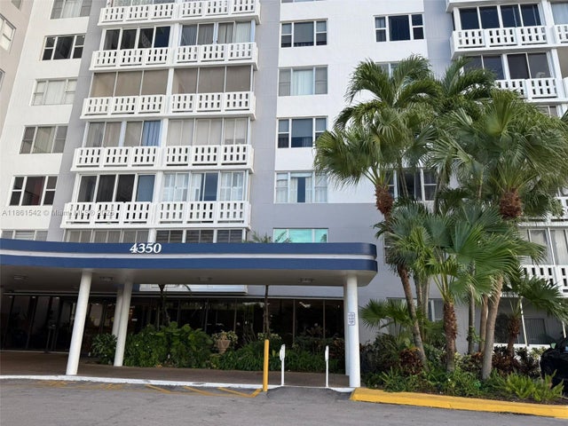 1 of 28 - 4350 Hillcrest Dr 112, Hollywood, FL